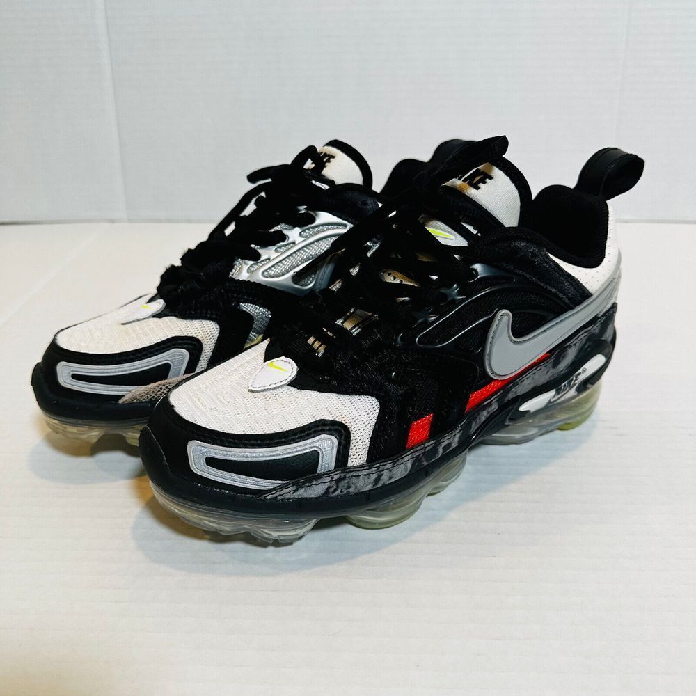 Nike Black and White Athletic Shoes